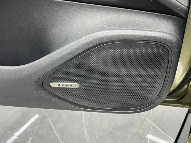 Xiaomi SU7 — Фото автомобиля 21