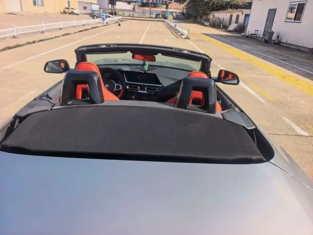 BMW Z4 — Фото автомобиля 11