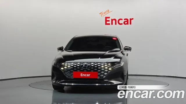 Hyundai Grandeur Grandeur (New) — Фото автомобиля 3