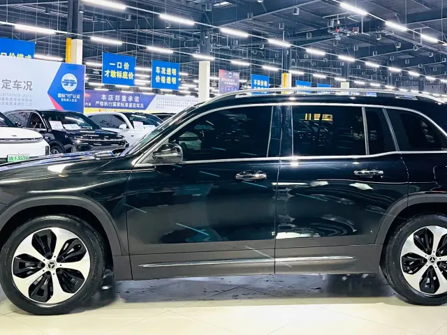 Mercedes-Benz GLB-Class — Фото автомобиля 10