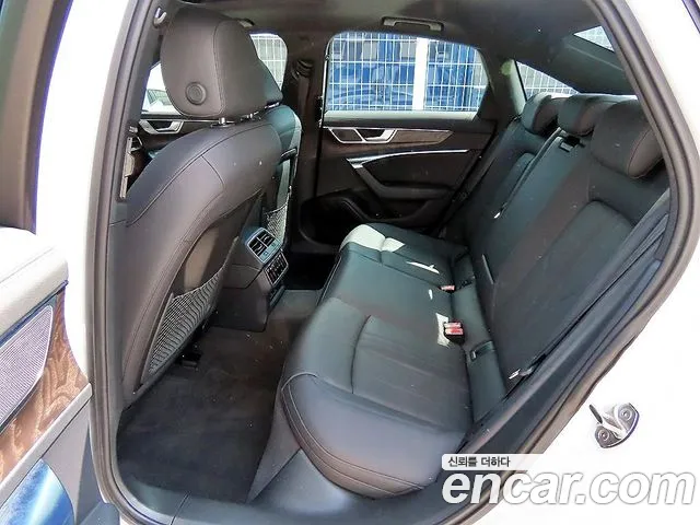 Audi A6 45 TFSI Premium — Фото автомобиля 6