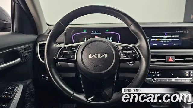 Kia Seltos New — Фото автомобиля 19