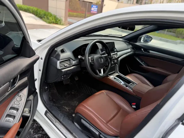Honda Inspire — Фото автомобиля 8