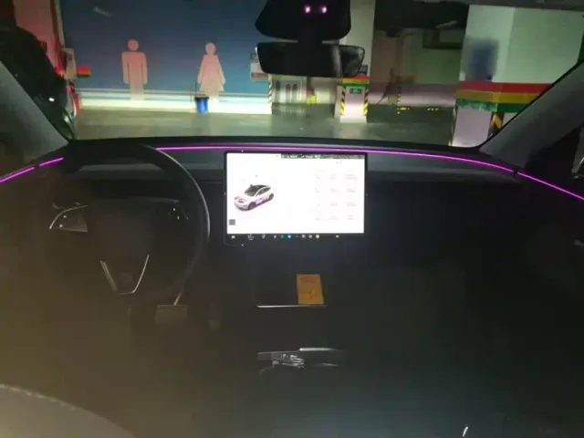 Tesla Model Y — Фото автомобиля 9