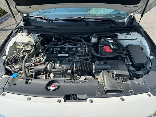 Honda Accord — Фото автомобиля 12