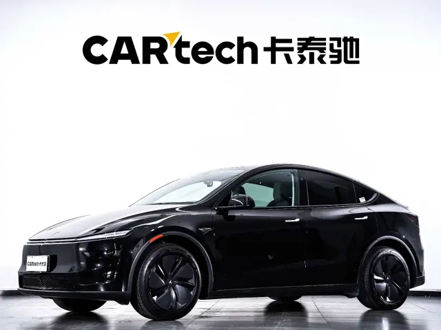 Фотография автомобиля — Tesla Model Y