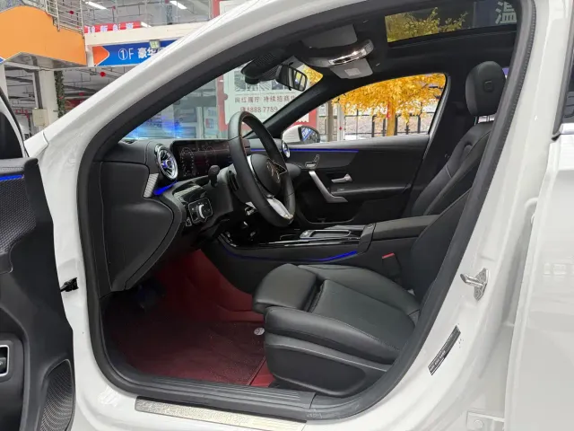 Mercedes-Benz A-Class — Фото автомобиля 9