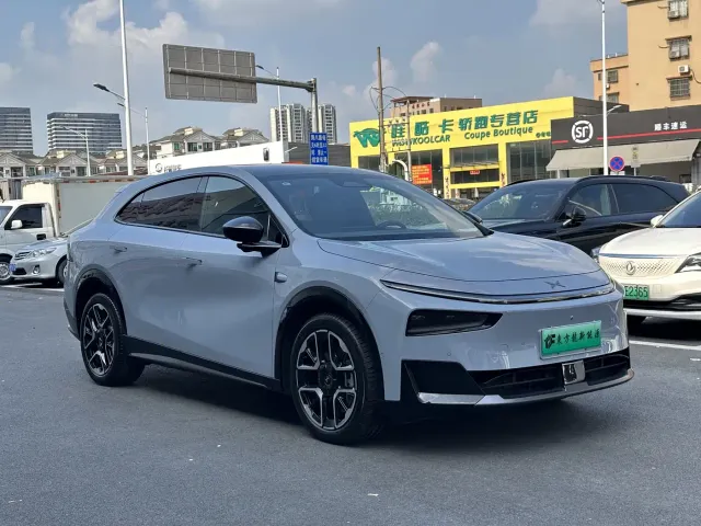 Xpeng G7 — Фото автомобиля 3
