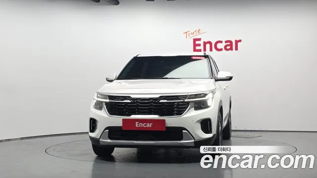 Kia Seltos Новый Seltos Бензин 2.0 2WD — Фото автомобиля 3