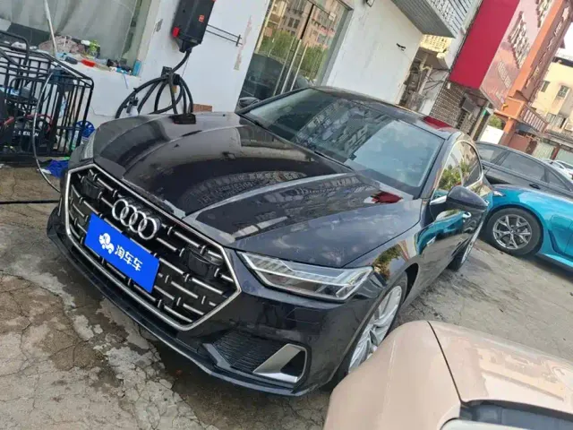 Фотография автомобиля — Audi A7L