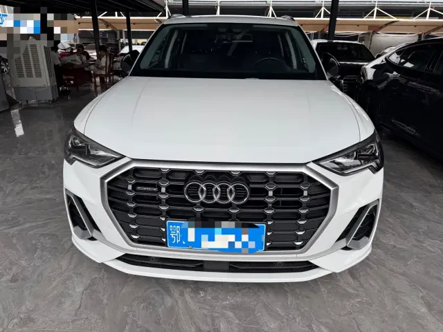 Audi Q3 — Фото автомобиля 2