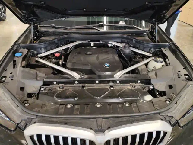 BMW X5 — Фото автомобиля 10