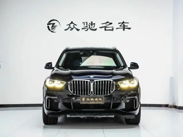 BMW X5 — Фото автомобиля 2