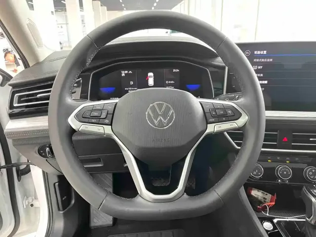 Volkswagen Sagitar — Фото автомобиля 16