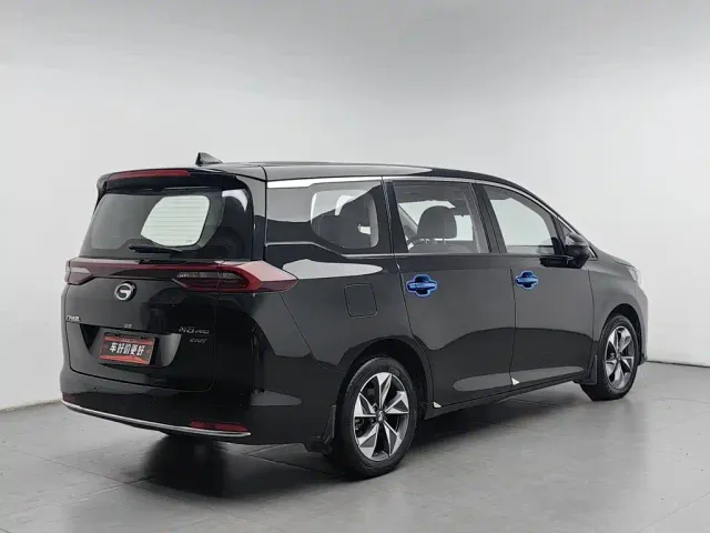 GAC Trumpchi M6 — Фото автомобиля 2