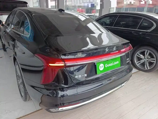 Hongqi H5 — Фото автомобиля 5