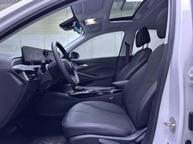 Buick Verano — Фото автомобиля 8