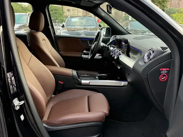 Mercedes-Benz GLB-Class — Фото автомобиля 8