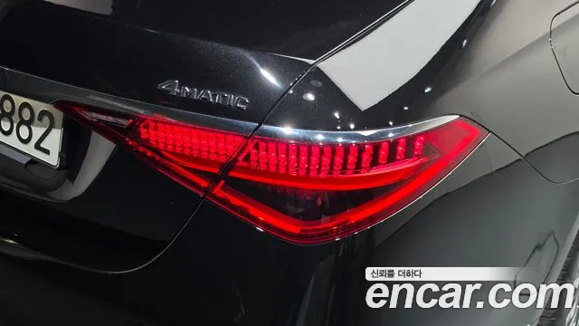 Mercedes-Benz S-Class — Фото автомобиля 23