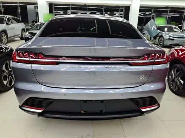 BYD Han — Фото автомобиля 5