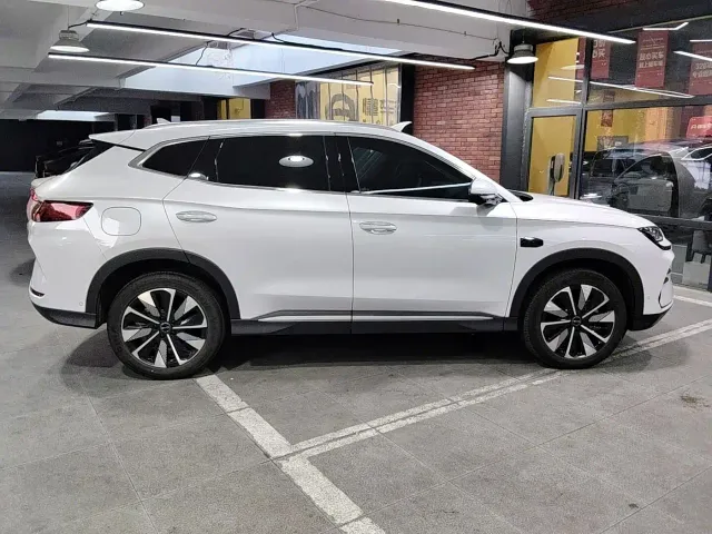 BYD Song PLUS — Фото автомобиля 5