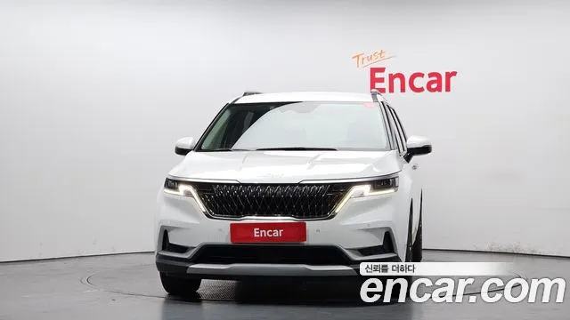 Kia Canival Carnival 4 поколение 9 мест Prestige — Фото автомобиля 3