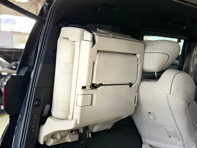 Toyota Alphard — Фото автомобиля 22