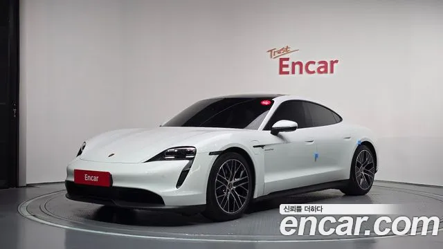 Фотография автомобиля — Porsche Taycan