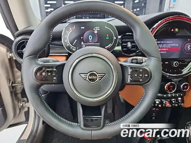 MINI Cooper — Фото автомобиля 9