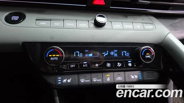 Hyundai Avante CN7 — Фото автомобиля 27