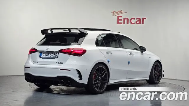 Mercedes-Benz A-Class W177 — Фото автомобиля 2