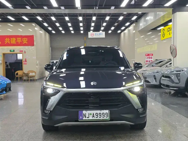 Nio ES8 — Фото автомобиля 2