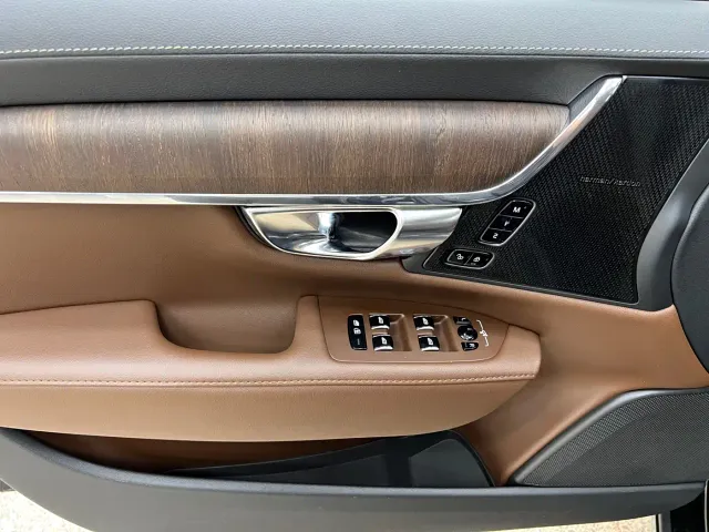 Volvo S90 — Фото автомобиля 6