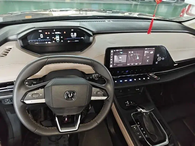 Changan CS55 Plus — Фото автомобиля 9