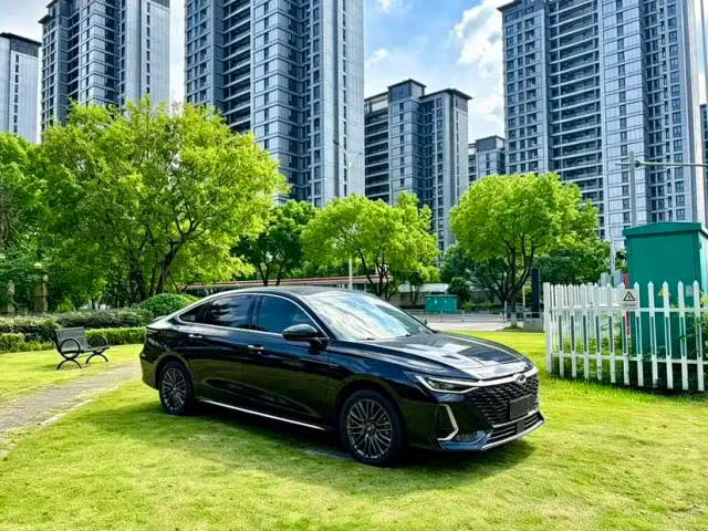 Chery Arrizo 8 — Фото автомобиля 3