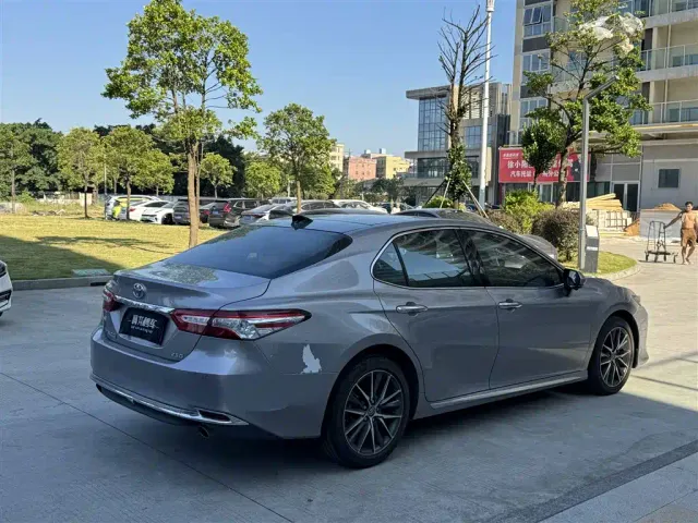 Toyota Camry — Фото автомобиля 9