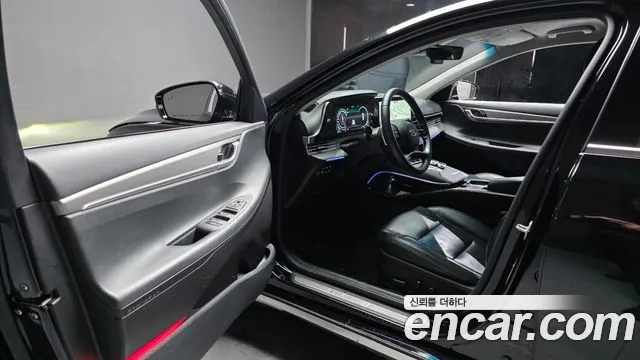 Hyundai Grandeur Grandeur (New) Hybrid — Фото автомобиля 10