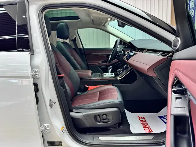 Land Rover Range Rover Evoque — Фото автомобиля 16