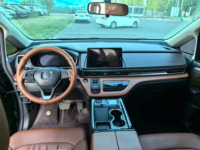 Honda Odyssey — Фото автомобиля 8