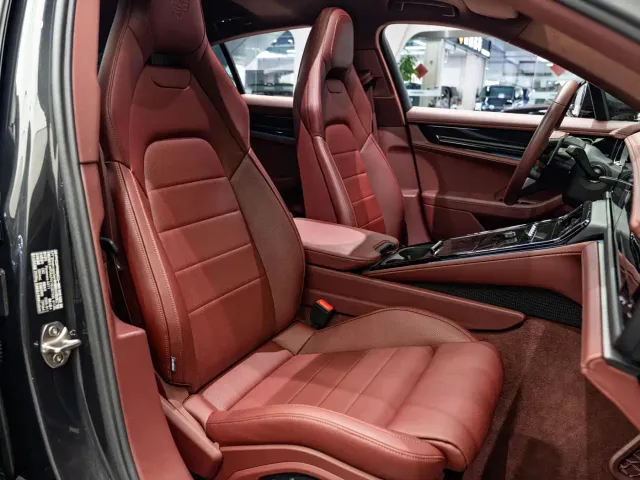 Porsche Panamera — Фото автомобиля 7