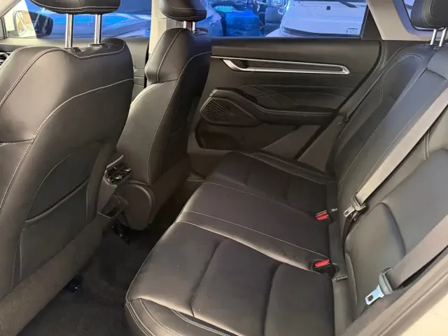 Geely Emgrand — Фото автомобиля 5