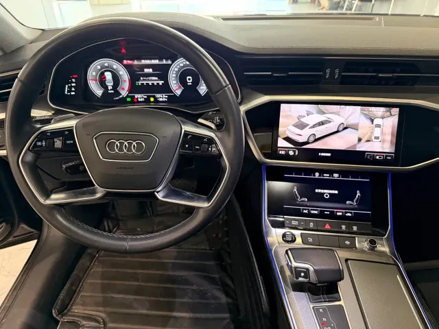 Audi A7L — Фото автомобиля 8
