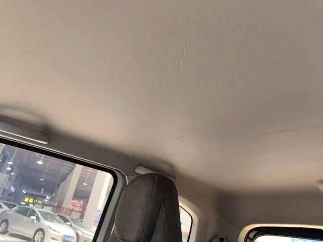 Wuling Hongguang Mini EV — Фото автомобиля 17