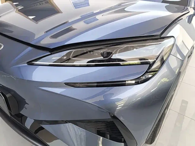 BYD Sealion 07 EV — Фото автомобиля 23