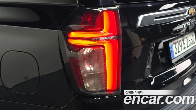 ChevroletGMDaewoo Tahoe Tahoe 6.2 High Country 4WD — Фото автомобиля 22