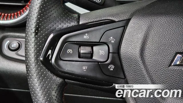 ChevroletGMDaewoo Trax Trax Кроссовер — Фото автомобиля 17
