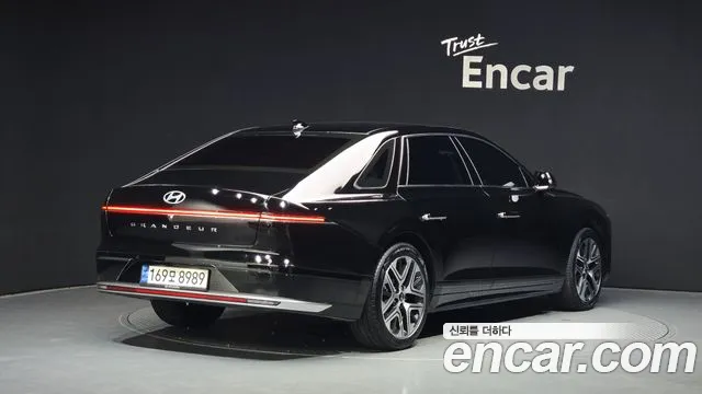 Hyundai Grandeur — Фото автомобиля 2