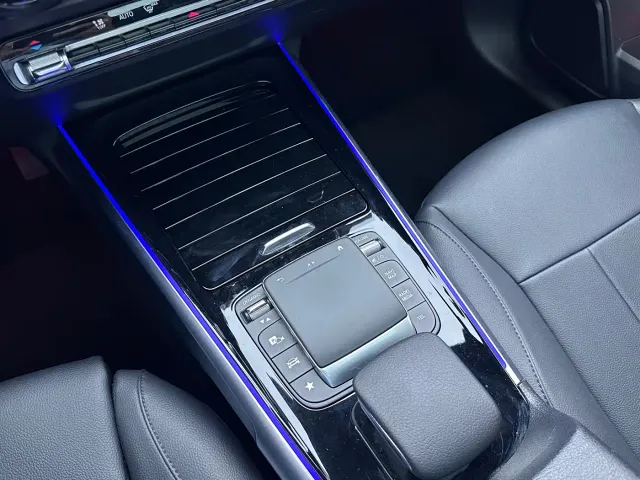 Mercedes-Benz GLB-Class — Фото автомобиля 16