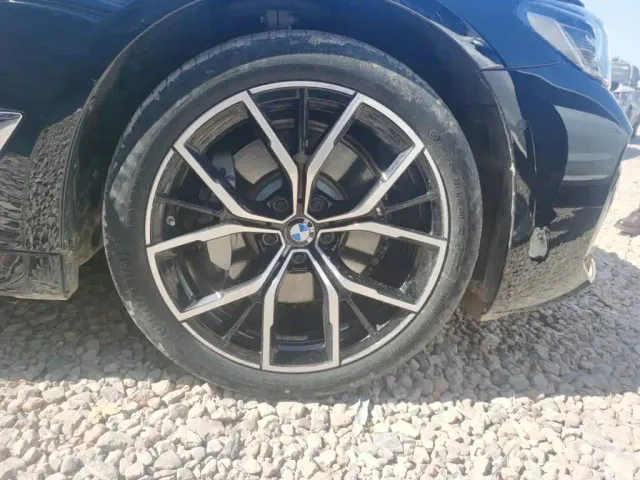 BMW 5 Series — Фото автомобиля 8