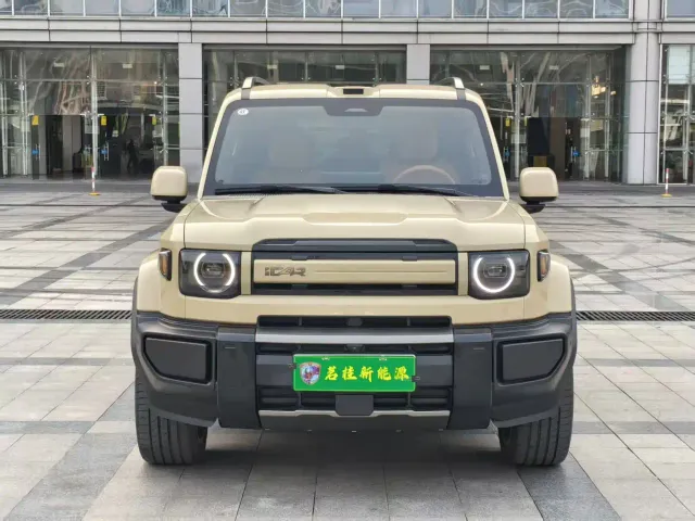iCAR V27 — Фото автомобиля 2